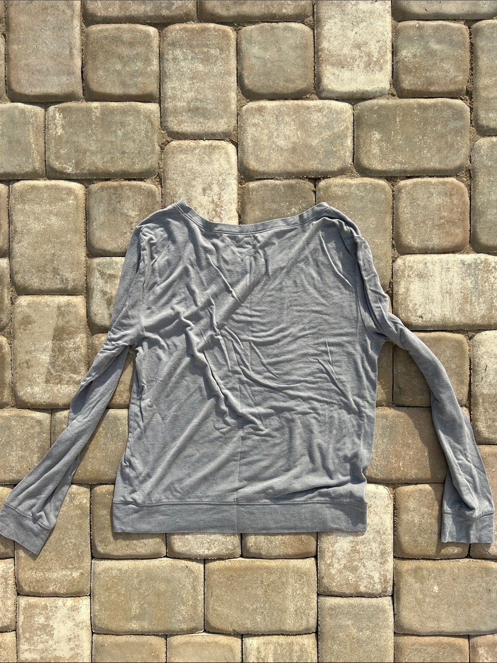 Life Is Good Women's Gray Compass Graphic Tee with White Print - Picture 3 of 3
